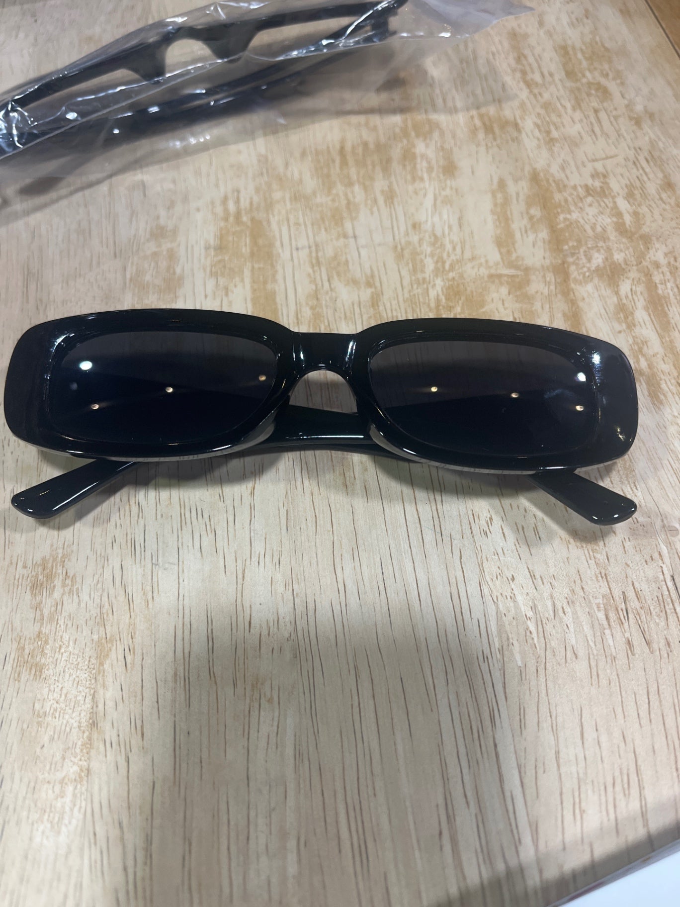 90s Oblong Sunnies Black