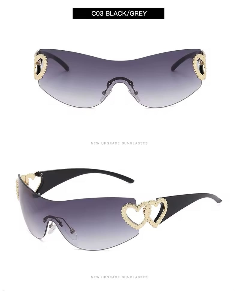 Y2K Heart Black Sunnies