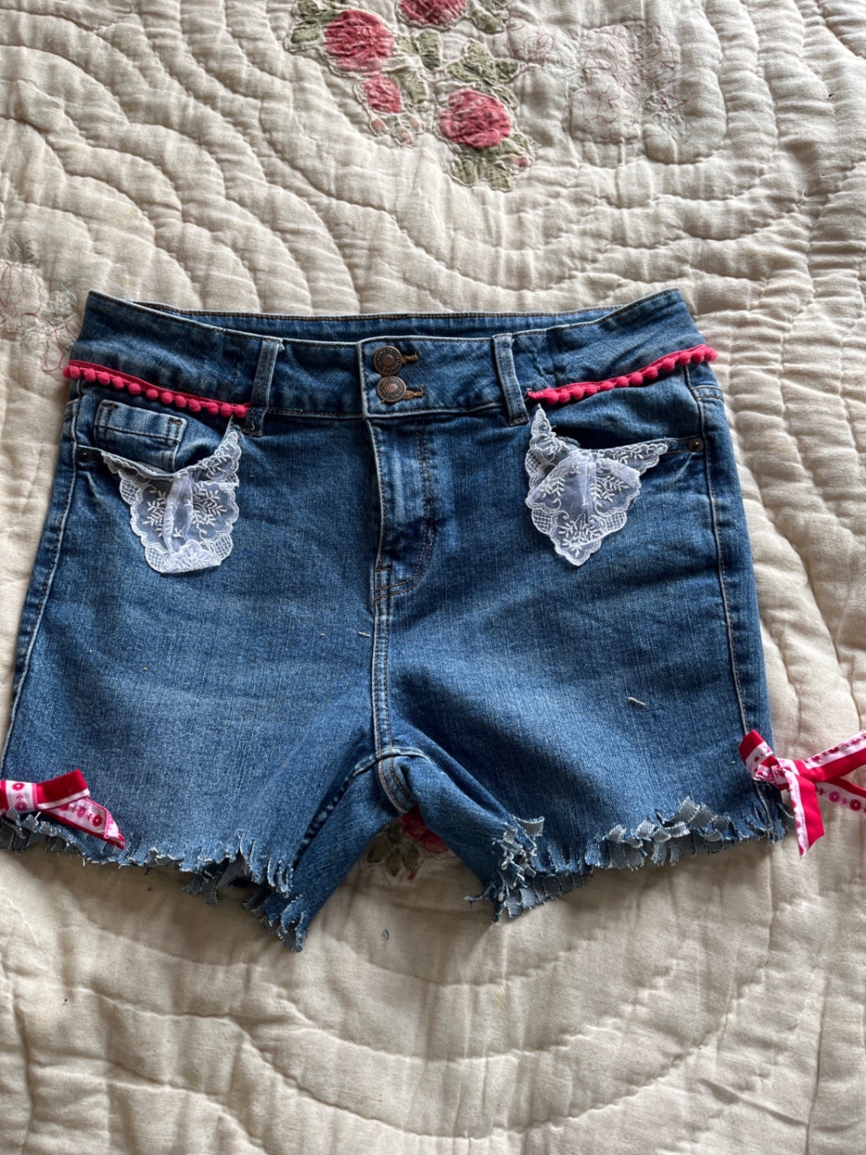 Lace shorts