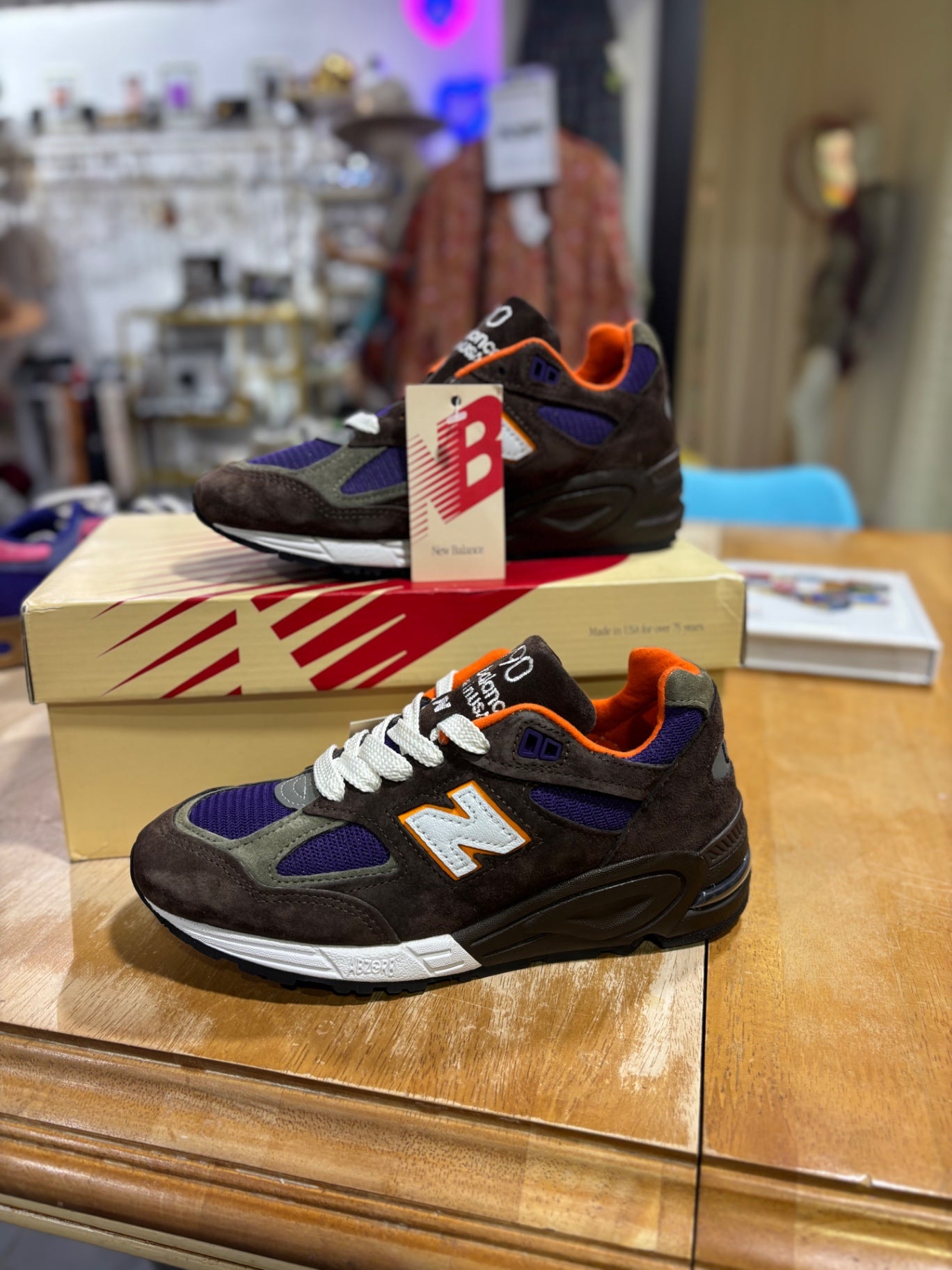 NB 990v2 UK4 New with Box