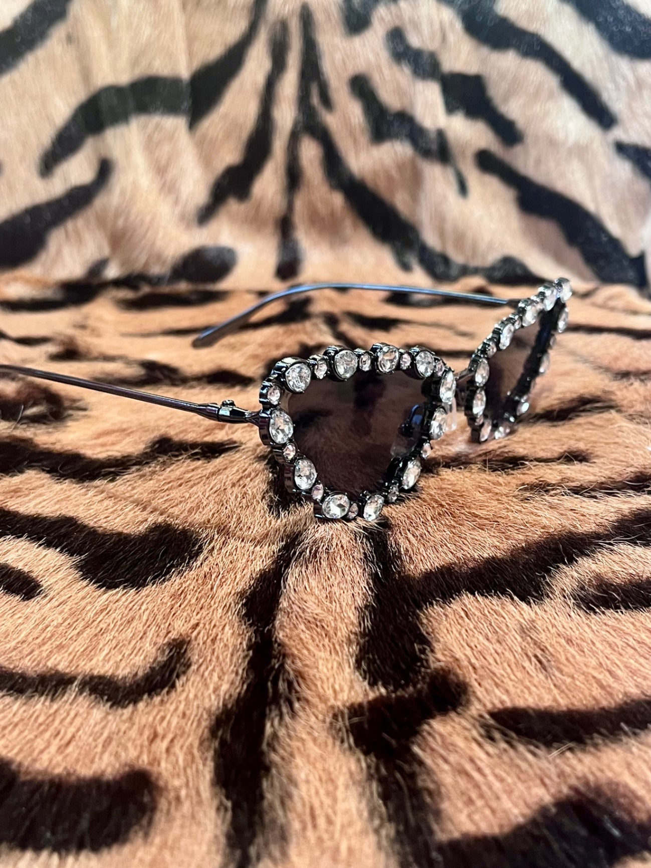 Crystal Cat Eye Sunnies Black