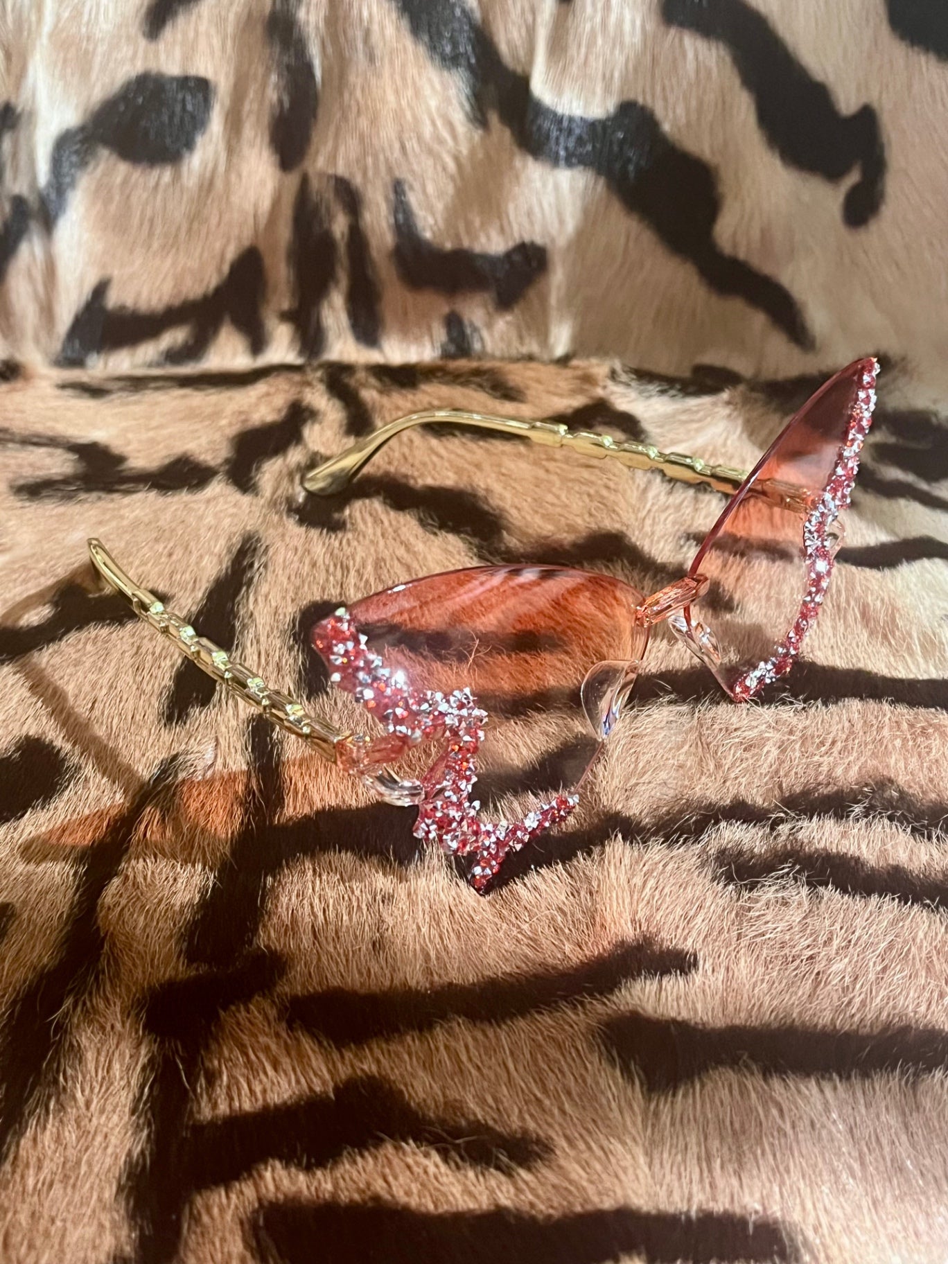 Gem Butterfly Sunnies Red Mix