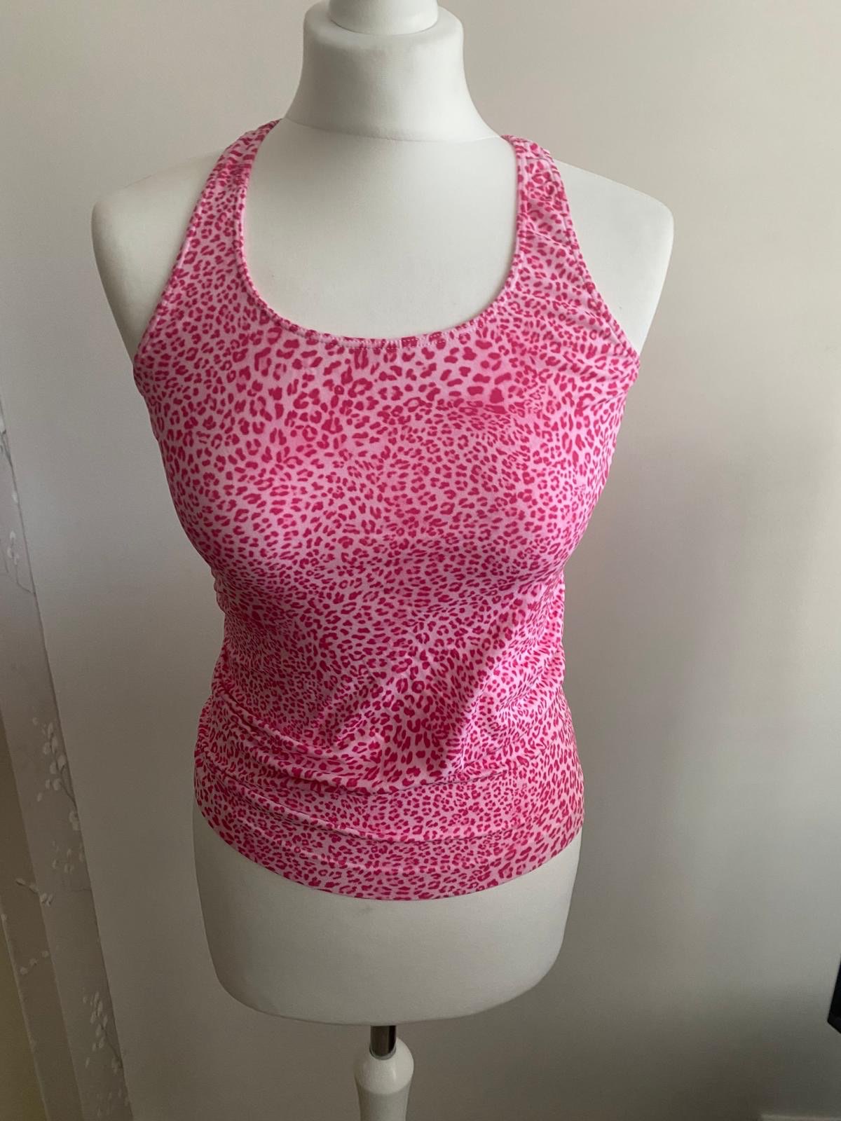 Pink leopard print tank top