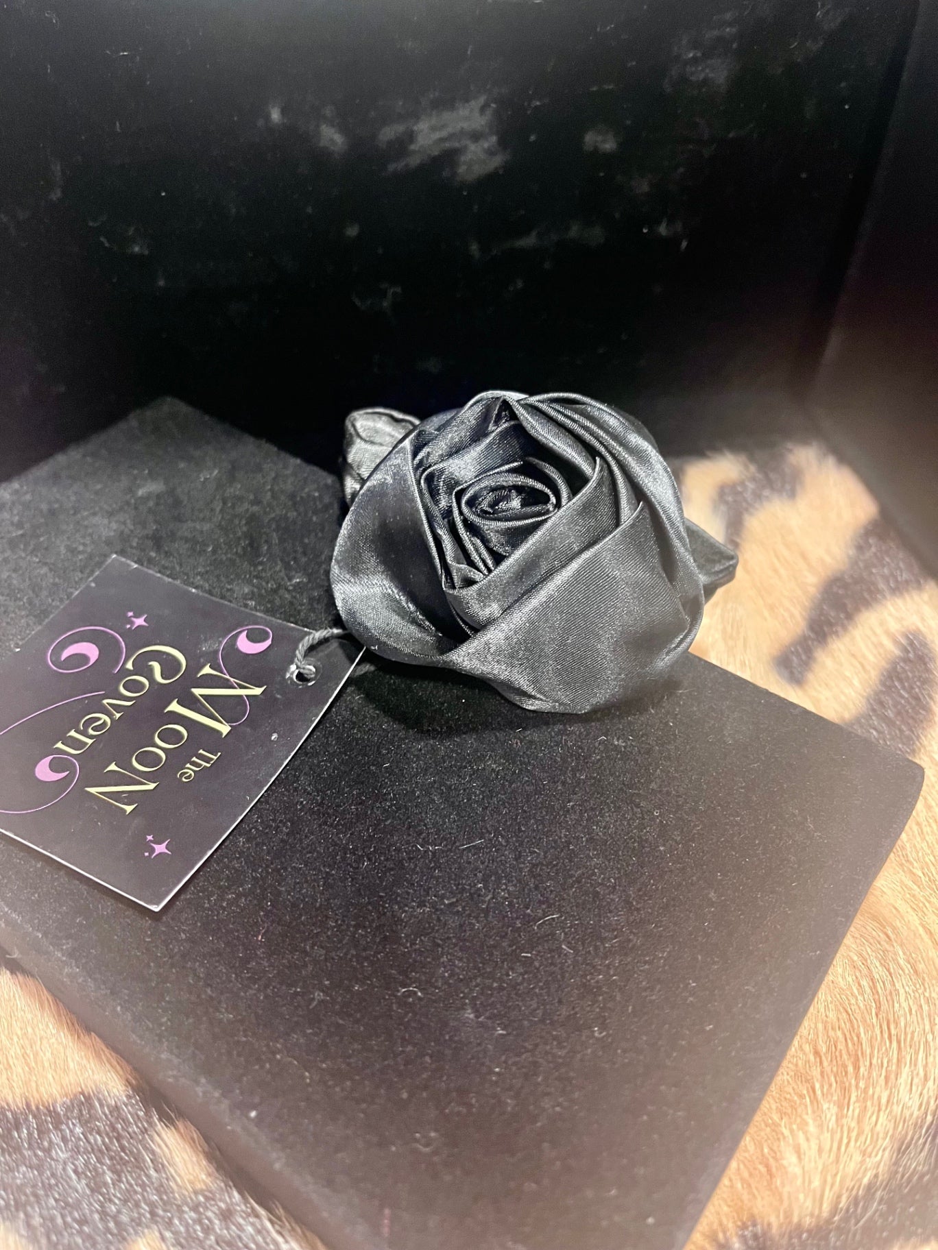 Rose Scrunchie Black