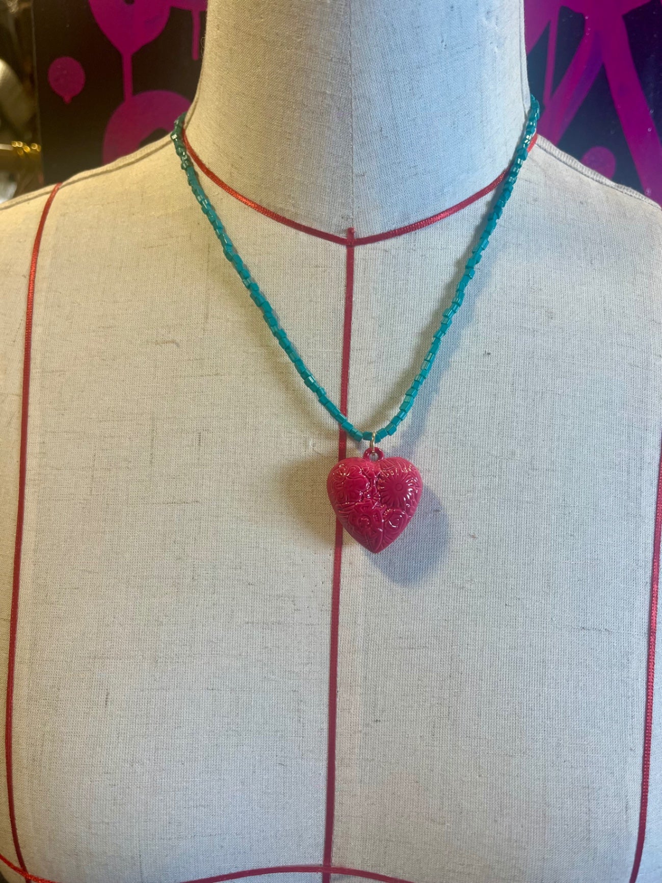 Sacred Heart Pop Necklace – Turquoise & Fuchsia
