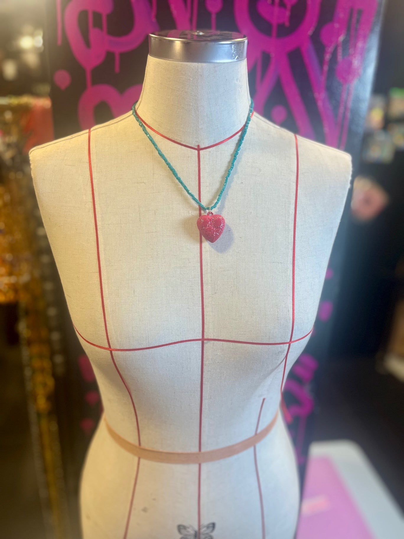 Sacred Heart Pop Necklace – Turquoise & Fuchsia