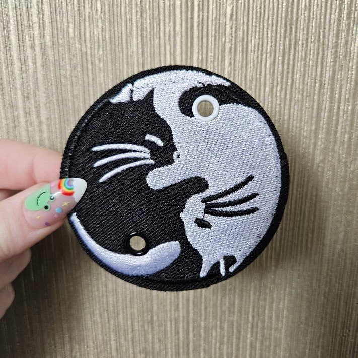 Ying Yang Cats Lace Accessory