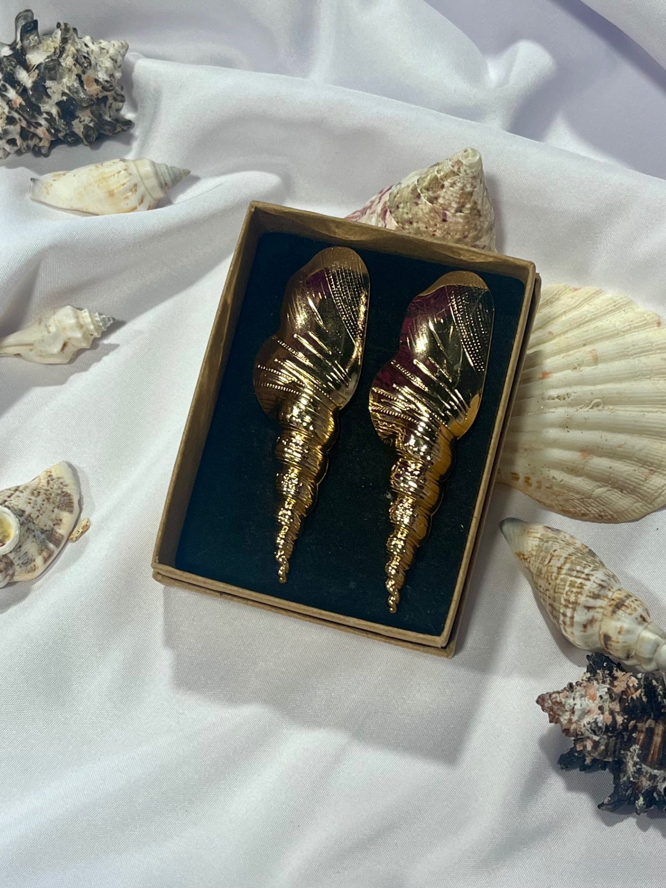 Siren’s Spiral Conch Drop Earrings – Gold-Tone Sea Treasures
