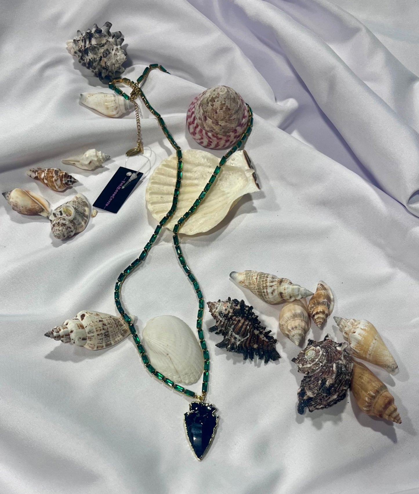Obsidian Arrow Shield Pendant – Emerald Green Zirconia Necklace