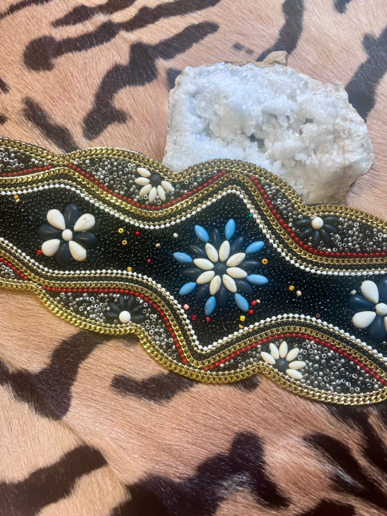 Midnight Bloom Stretch Belt – Floral Beaded Statement Waist Cincher