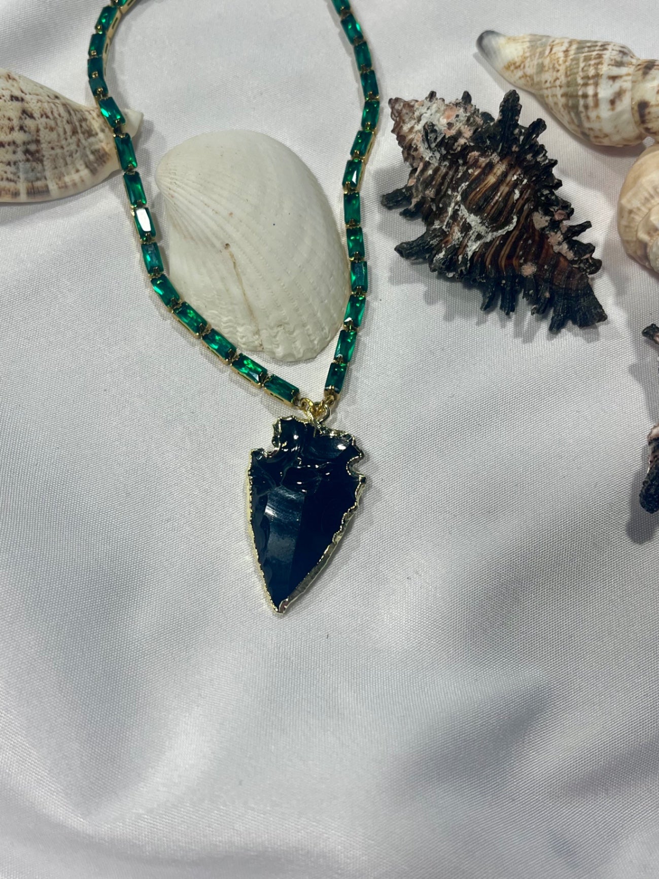 Obsidian Arrow Shield Pendant – Emerald Green Zirconia Necklace