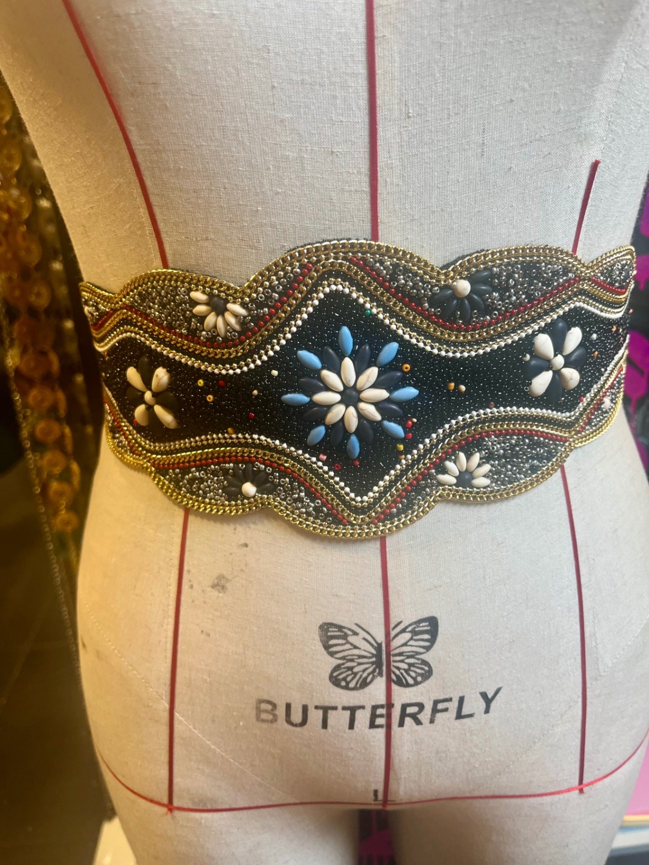 Midnight Bloom Stretch Belt – Floral Beaded Statement Waist Cincher