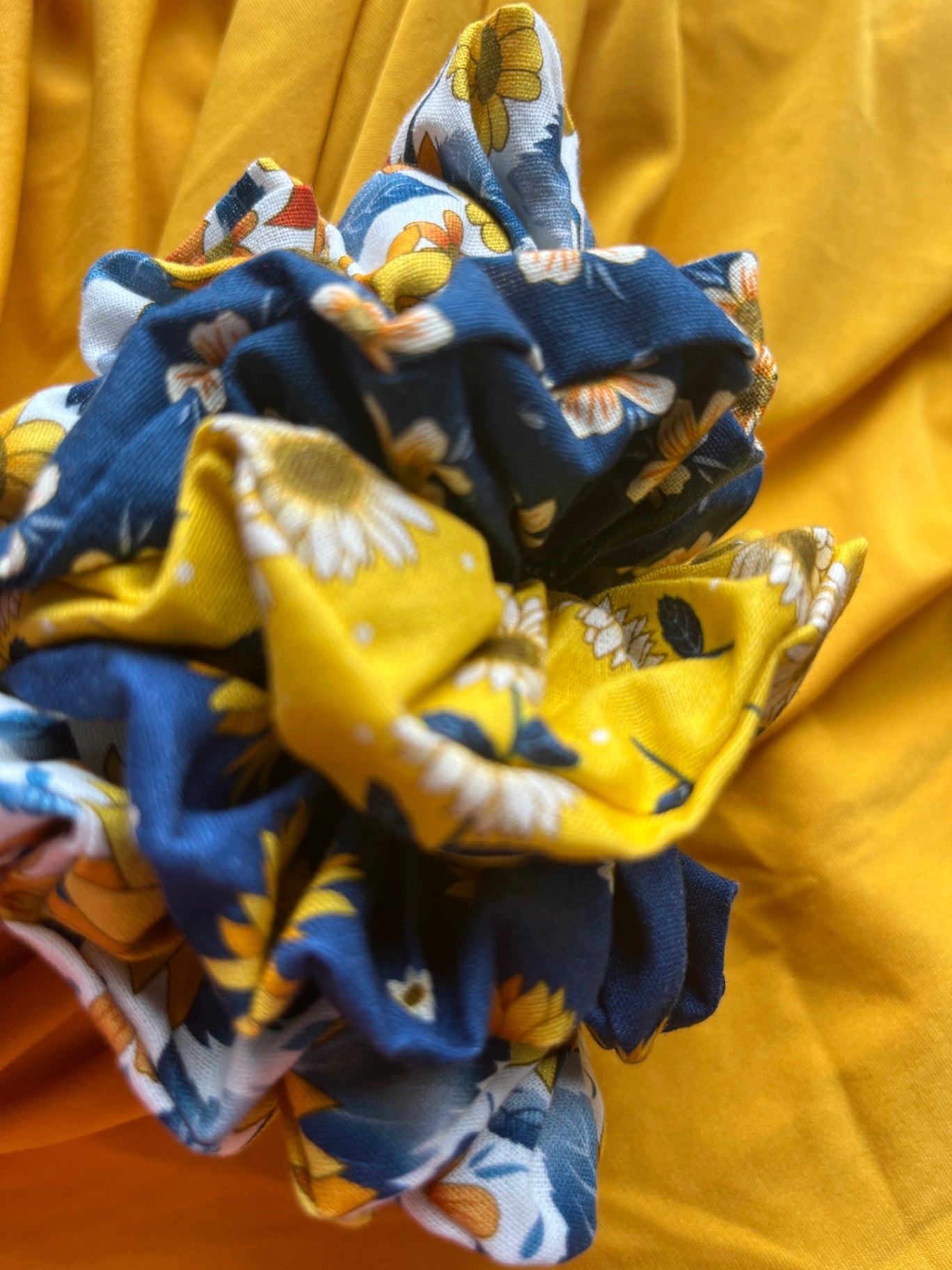 Scrunchie Set - Golden Sunflower