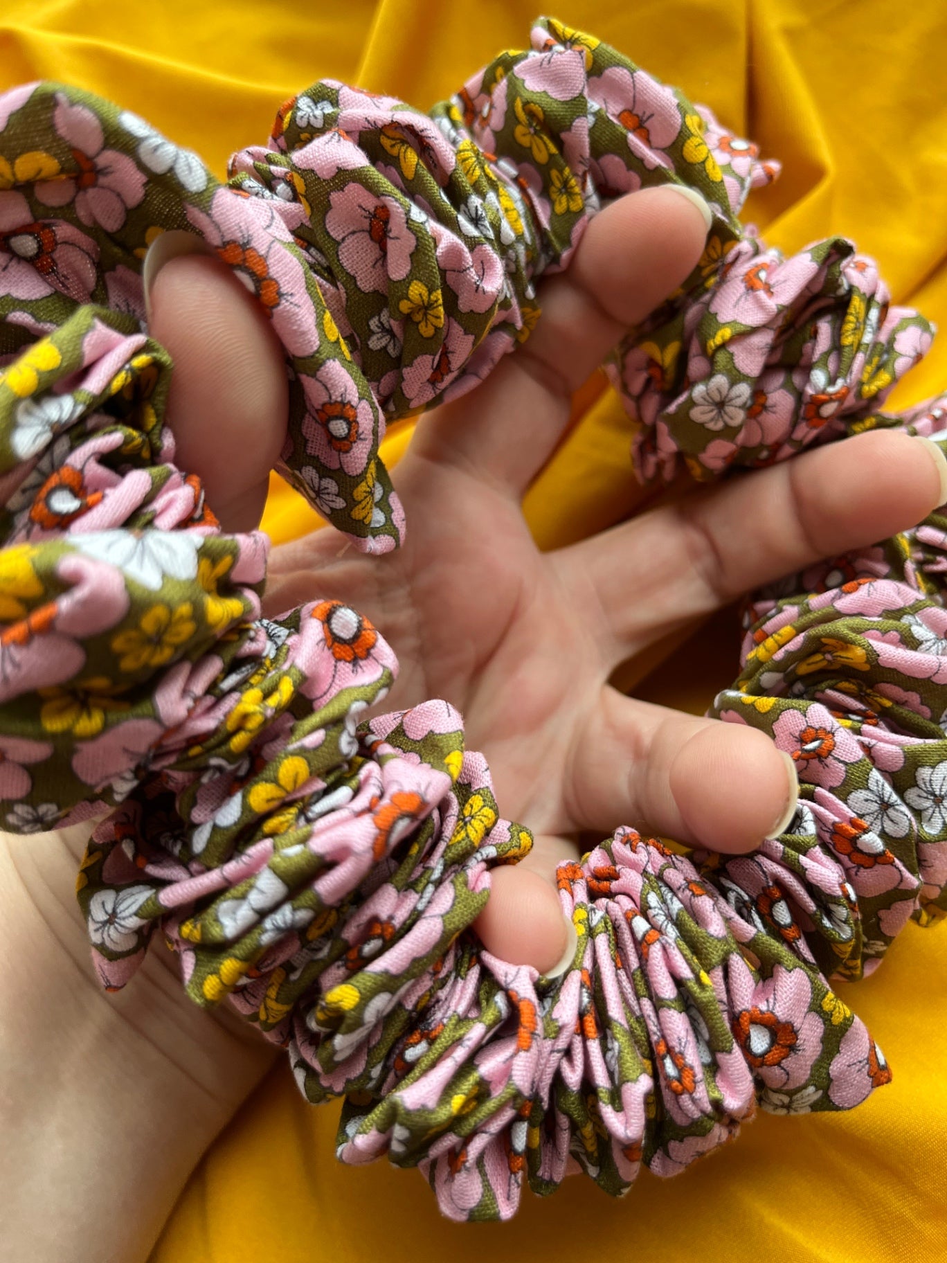 Giant XXL Oversized Scrunchie - Vintage Flowers