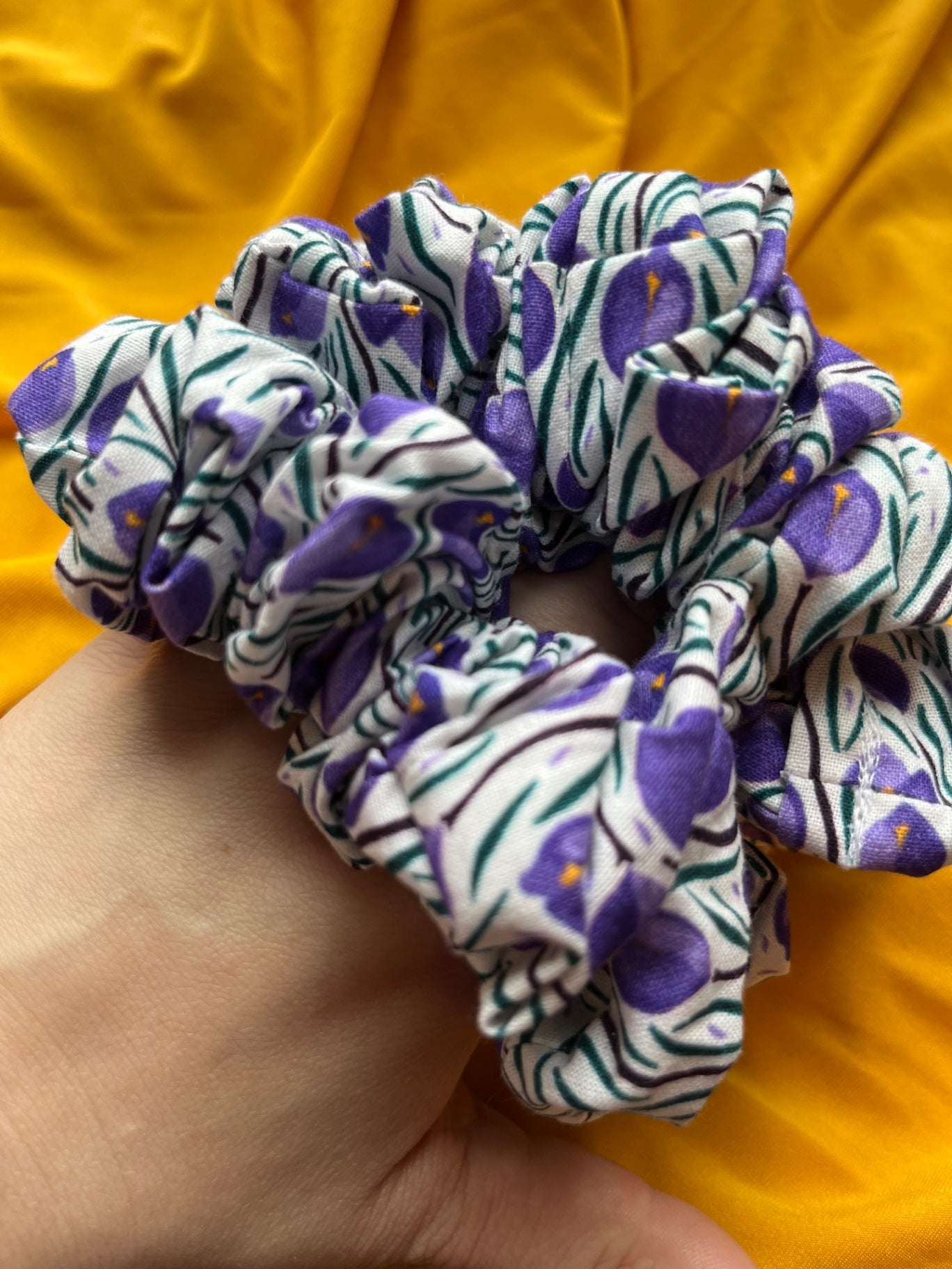 Giant XXL Oversized Scrunchie - Garden Blooms
