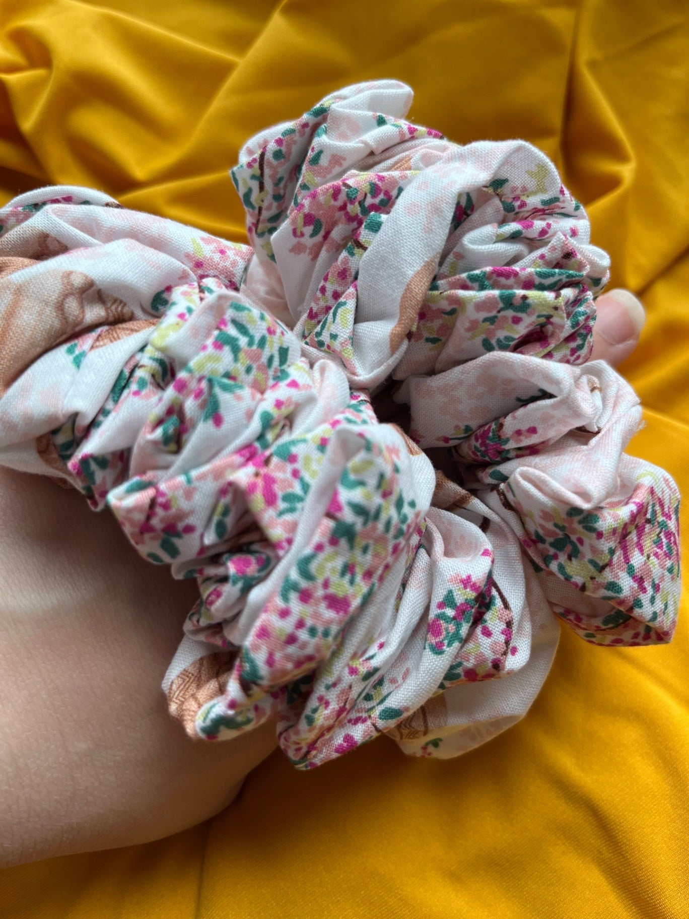 Giant XXL Oversized Scrunchie - Mediterranean Palm