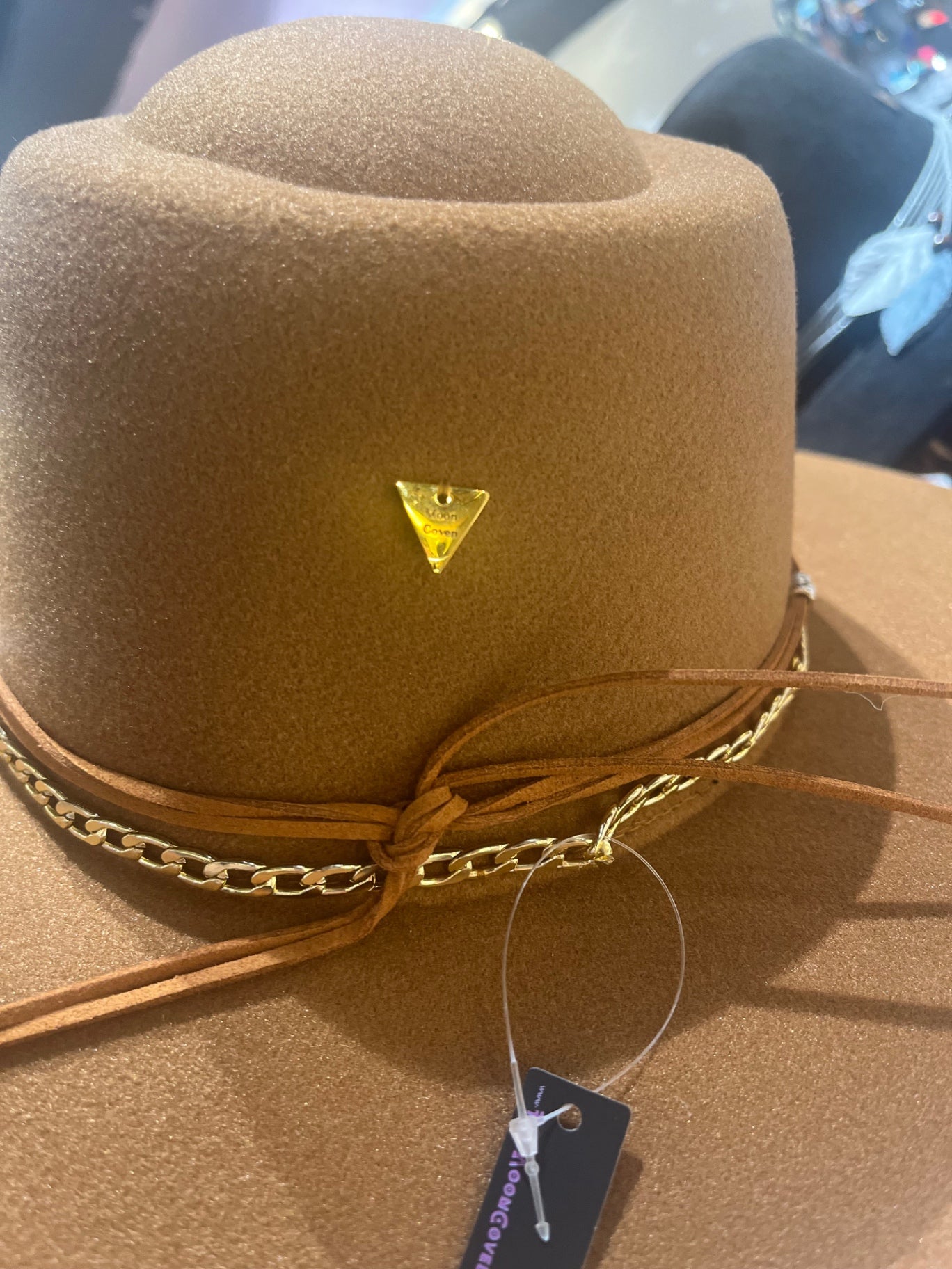 ☀️ “Solar Heart” Camel Hat