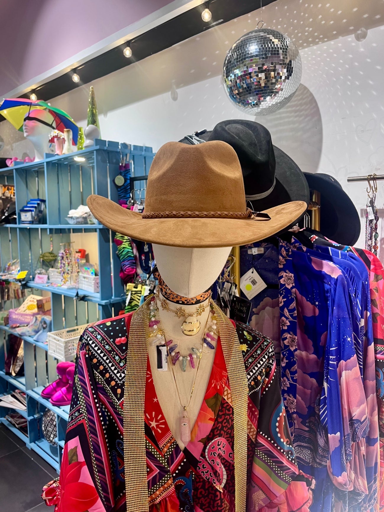 🌵 “Desert Dancer” Cowboy Hat