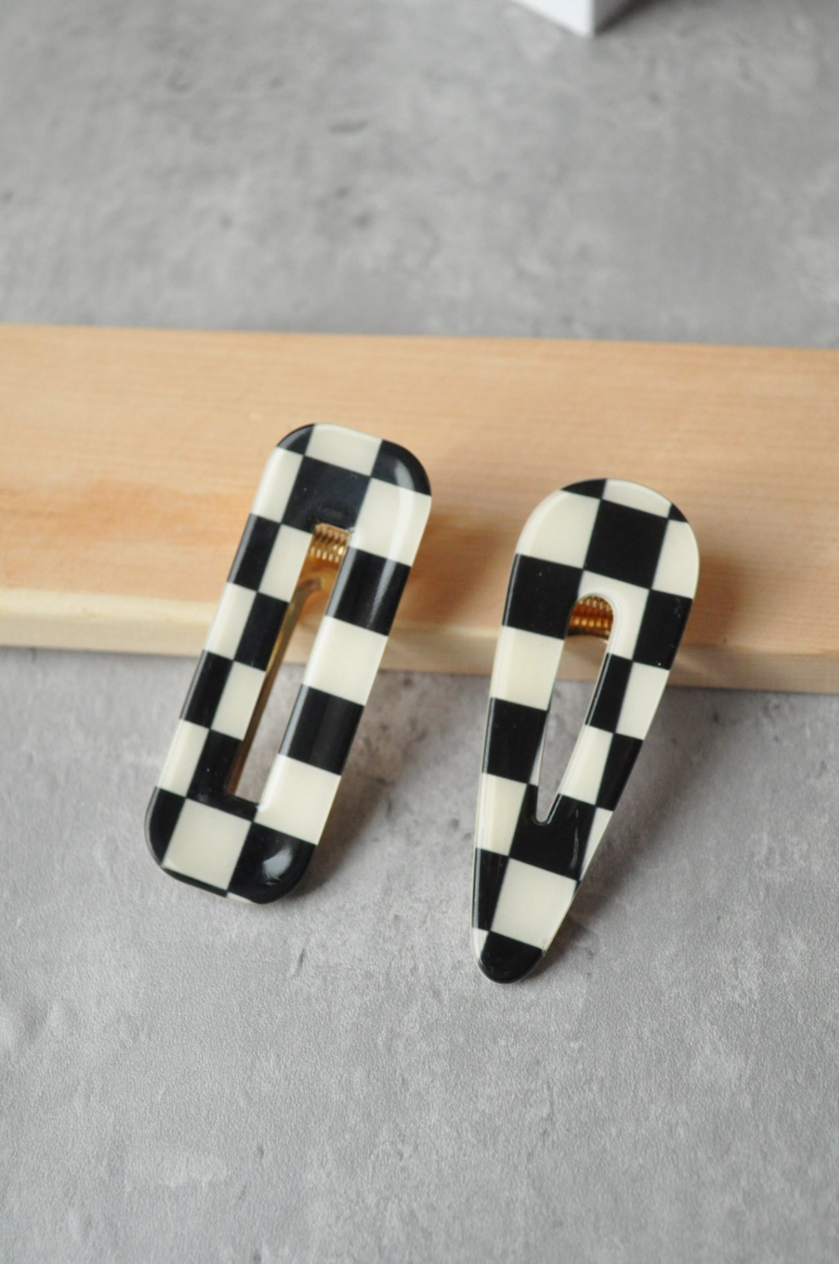 Checkered Duo Hair Clips