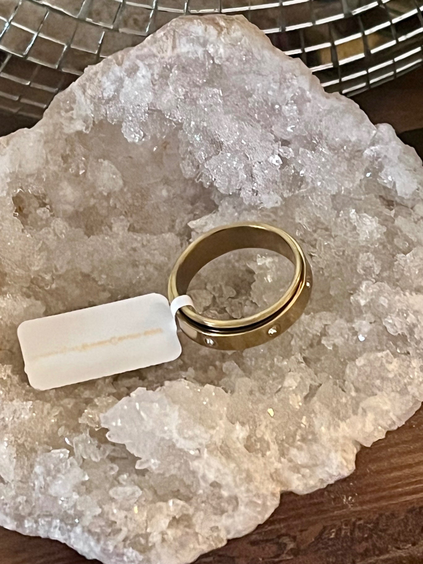 ✨ Golden Calm Spinner Ring Size 9✨