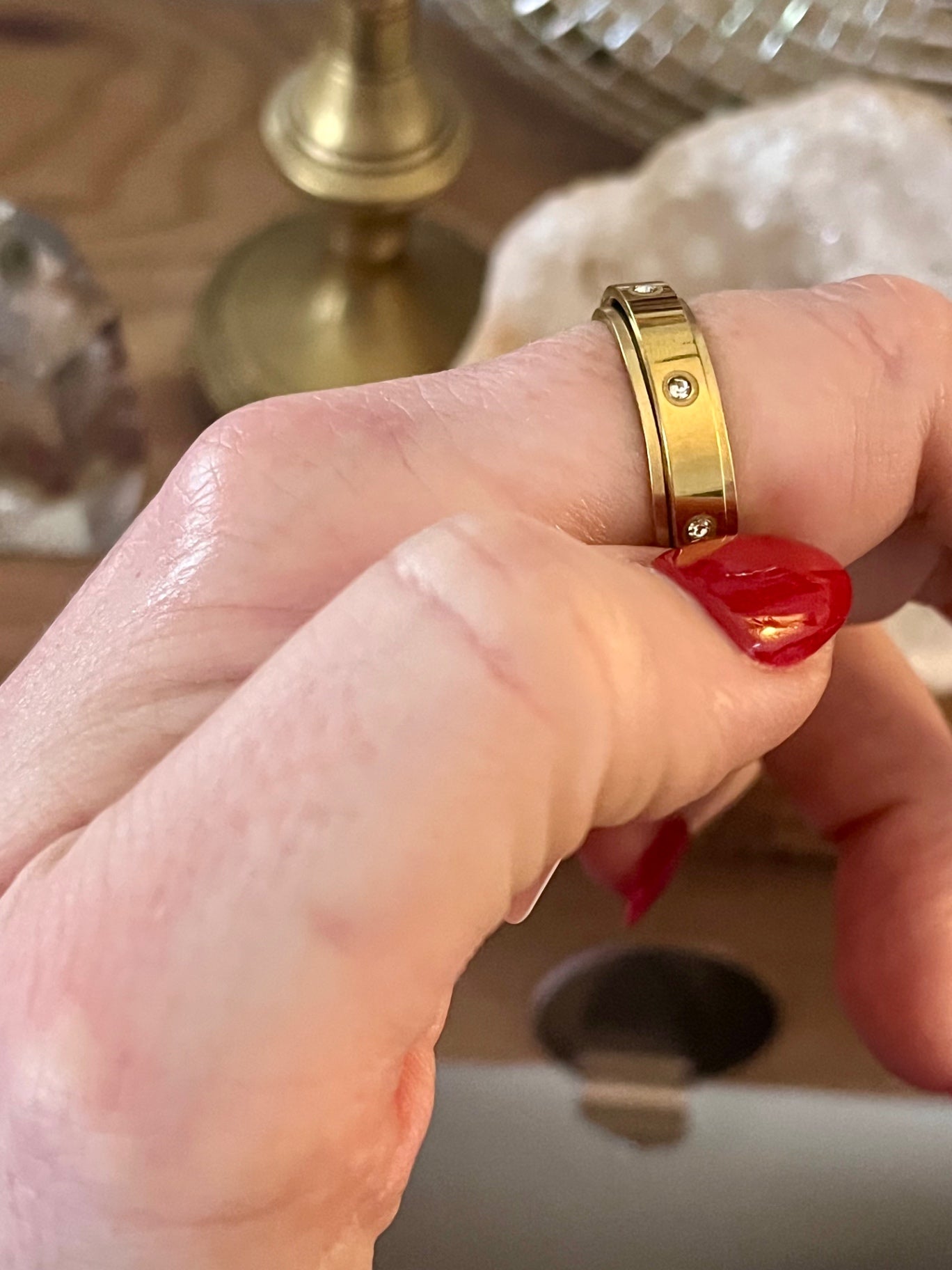 ✨ Golden Calm Spinner Ring Size 7 ✨