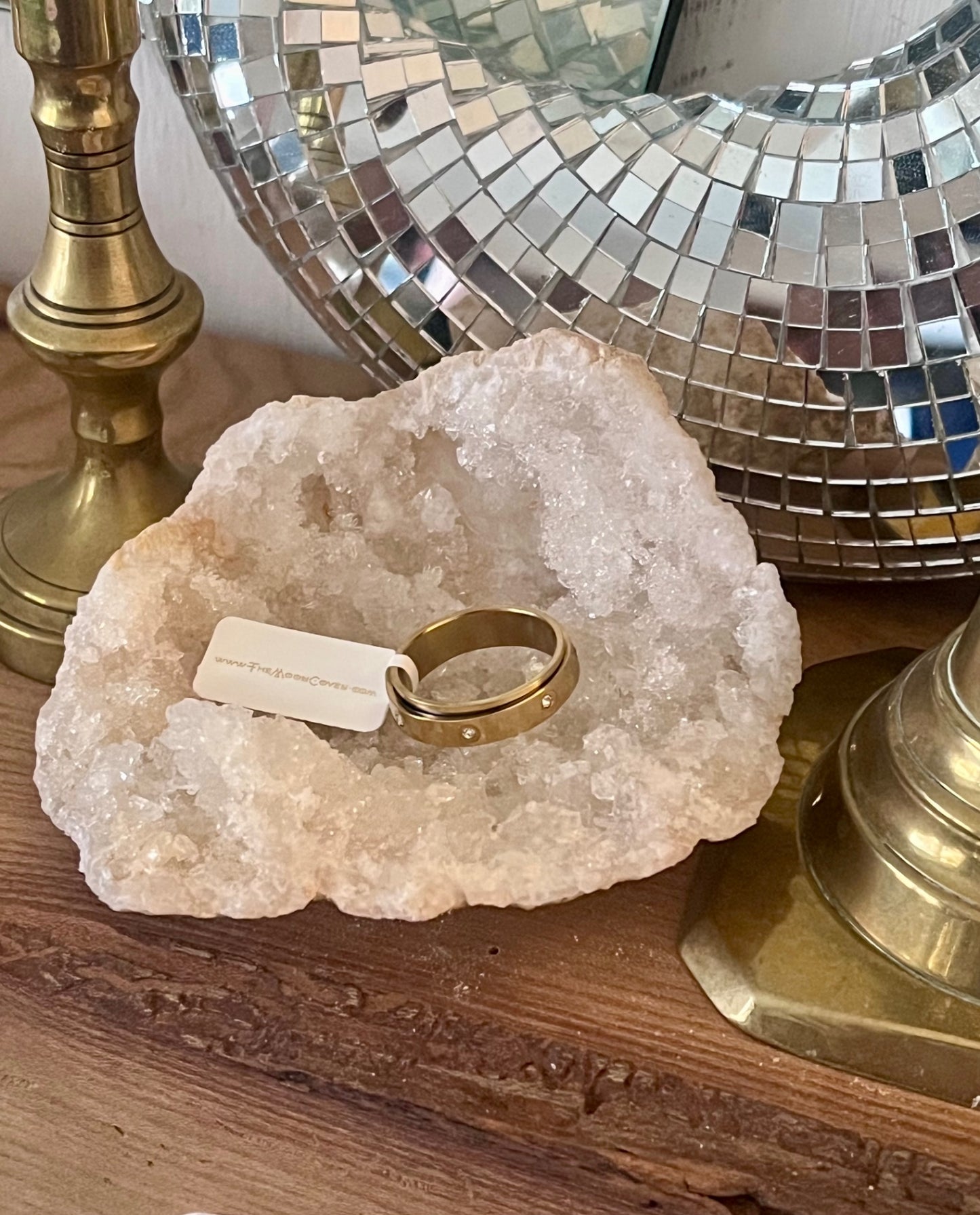 ✨ Golden Calm Spinner Ring Size 9✨