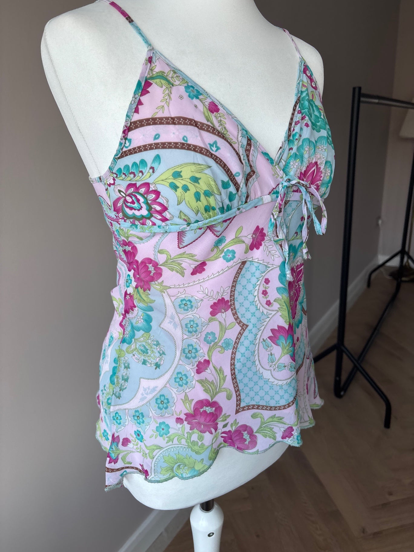 Floral cami top size medium