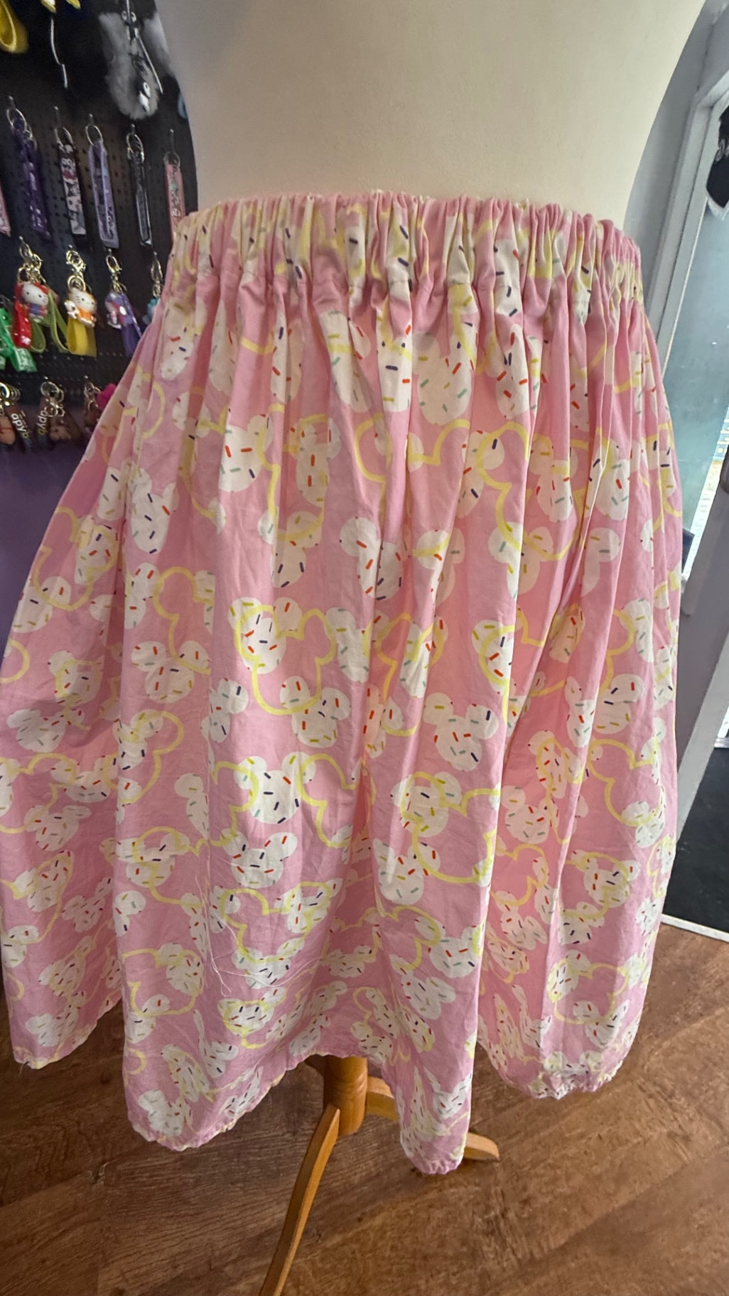 Reworked Disney pattern pink circle skirt with pockets free size XL