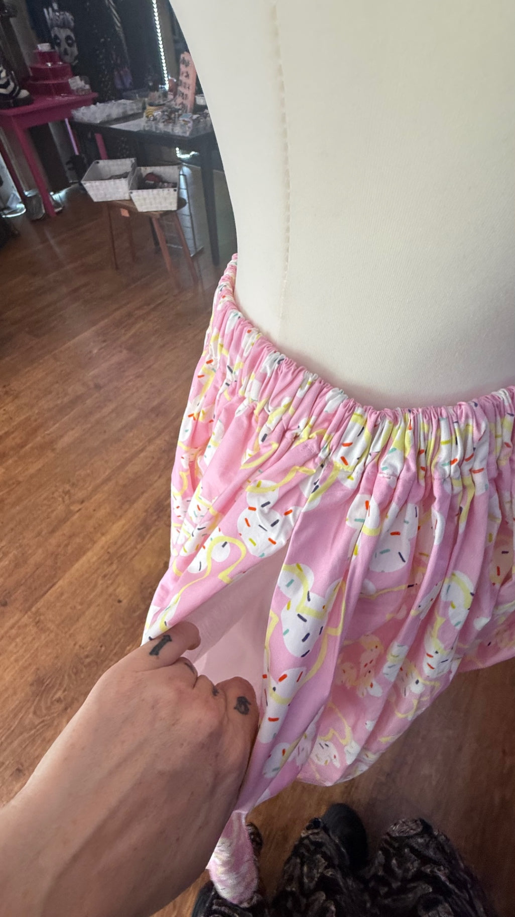 Reworked Disney pattern pink circle skirt with pockets free size XL