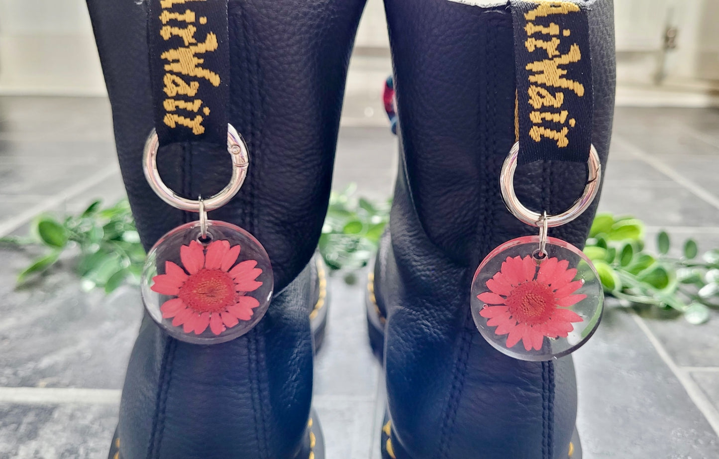 Pink Daisy Resin Boot Charms