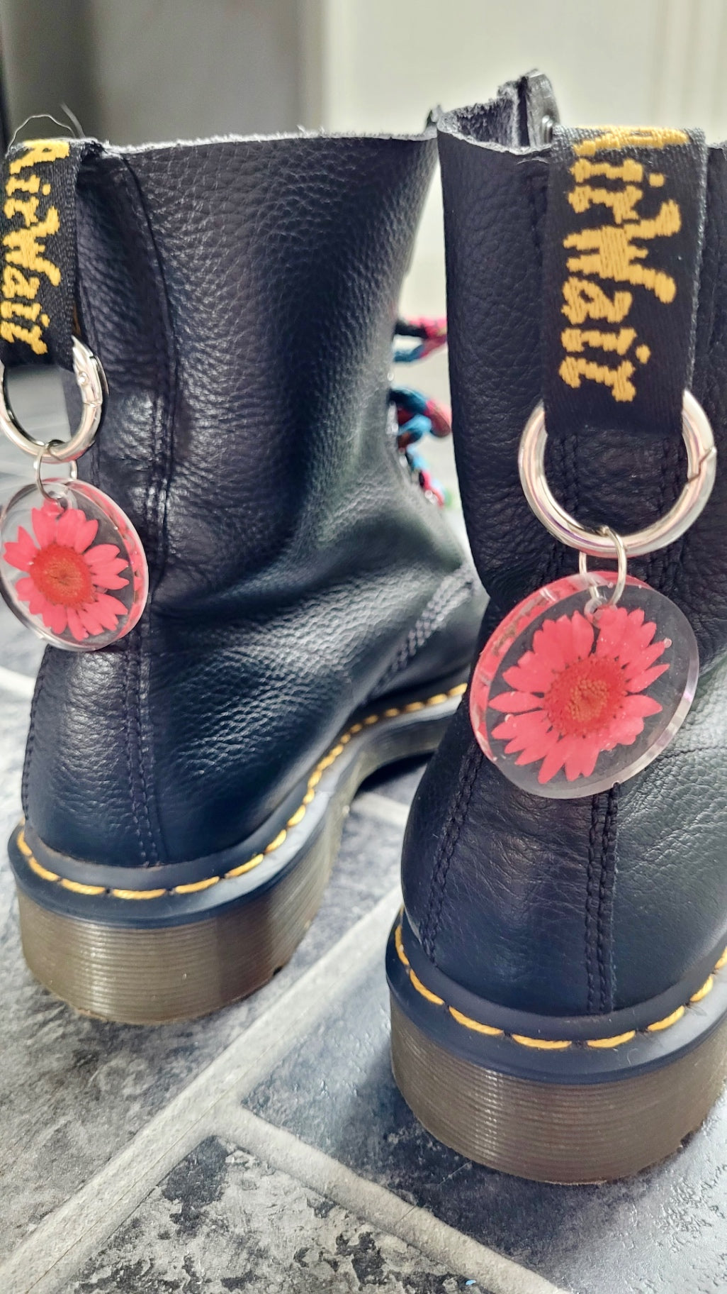 Pink Daisy Resin Boot Charms
