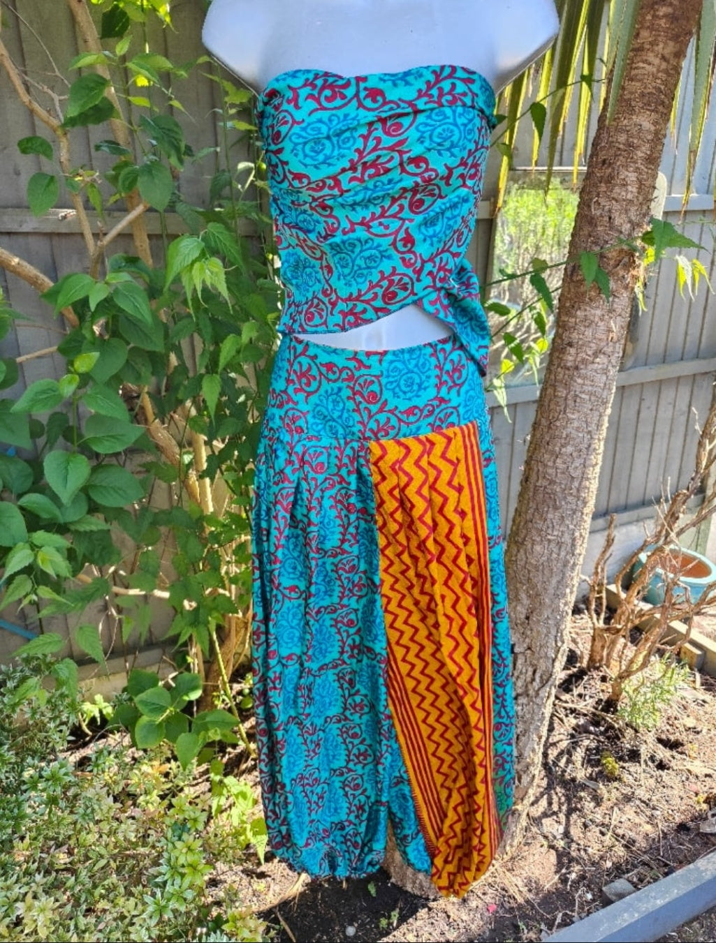 Hareems Bloomer Balloon Trousers & scarf Turquoise yellow