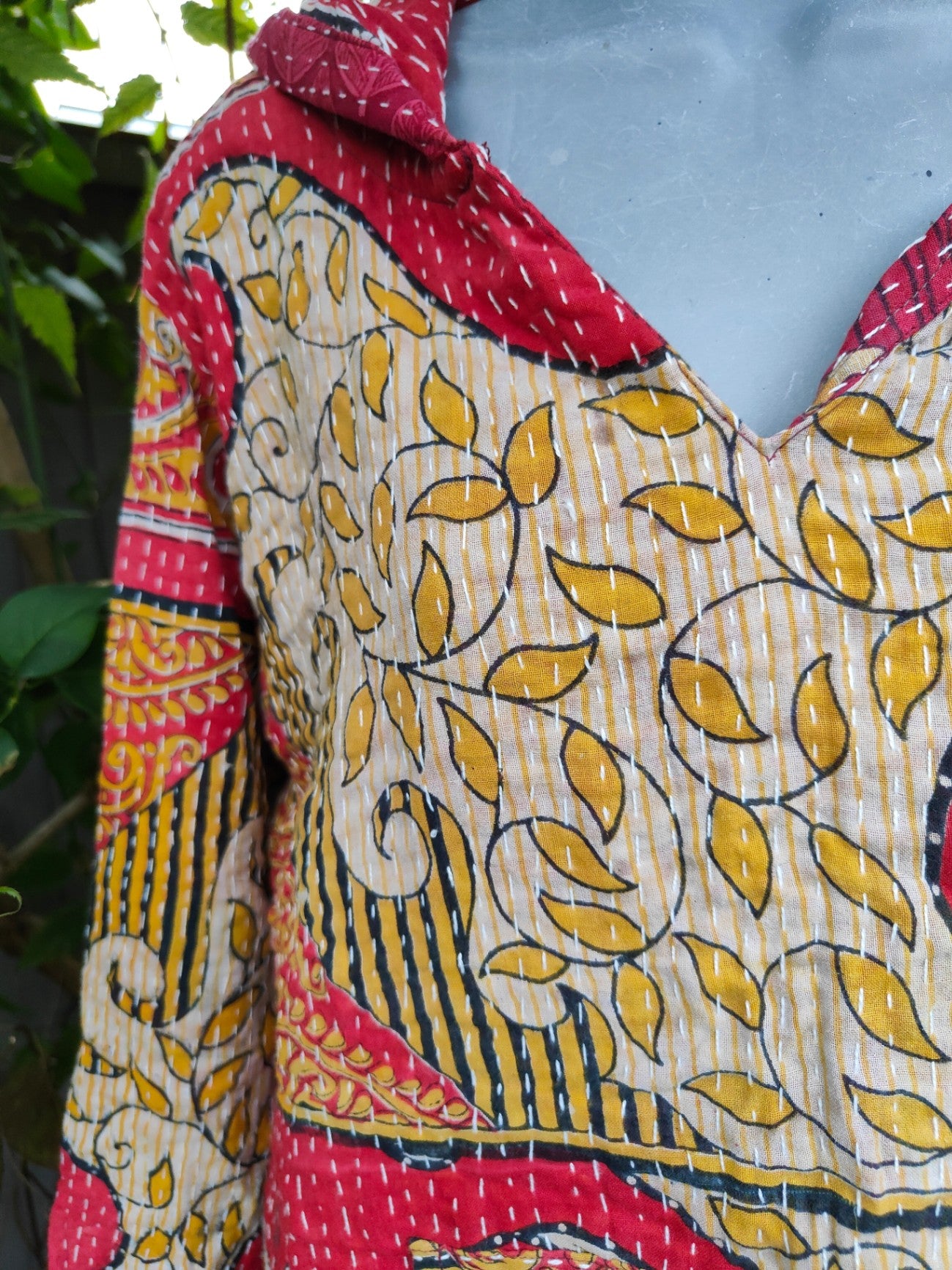 Kantha Festie Hoodie 6-14 Red pattern