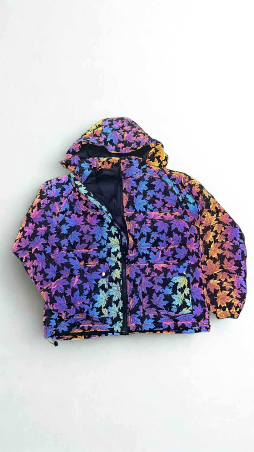 Puffer jacket maple leaves