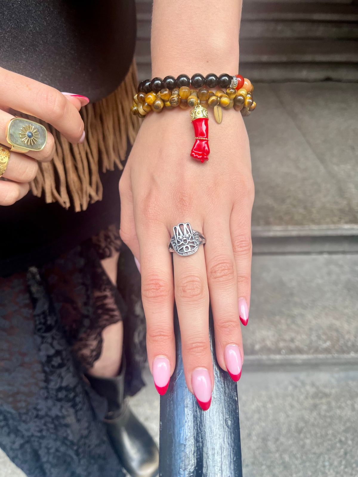 Tiger’s Eye Protection Bracelet with Red Mano Cornuto Charm – Strength, Courage & Evil Eye Protection