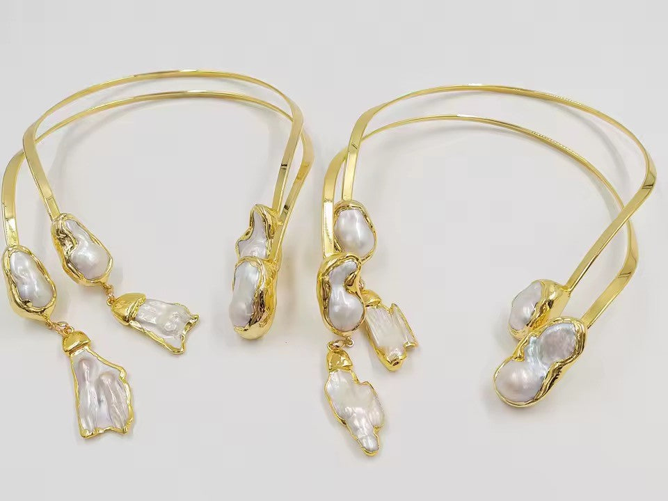 Golden Biwa Pearl Collar Necklace – Celestial Amulet Choker