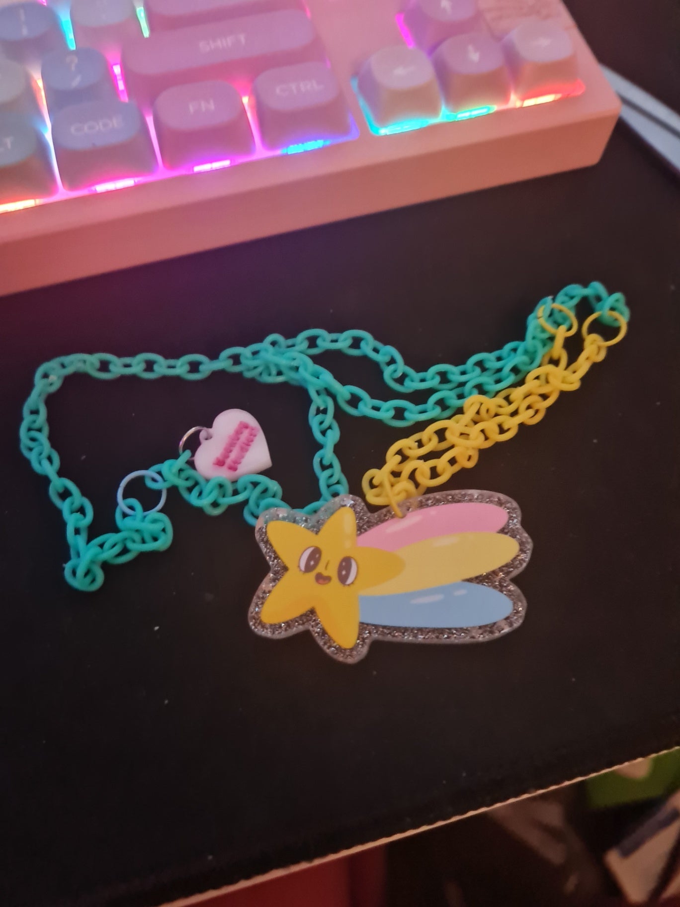 Sparkles star necklace