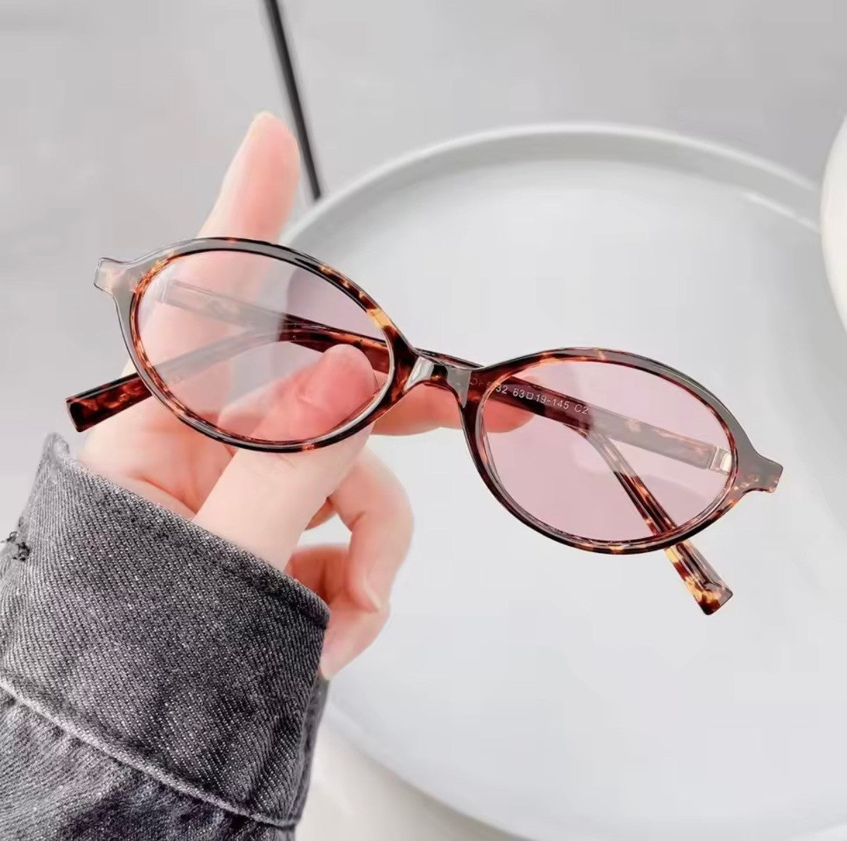 Preppy Oval Sunglasses Pink Tortoise
