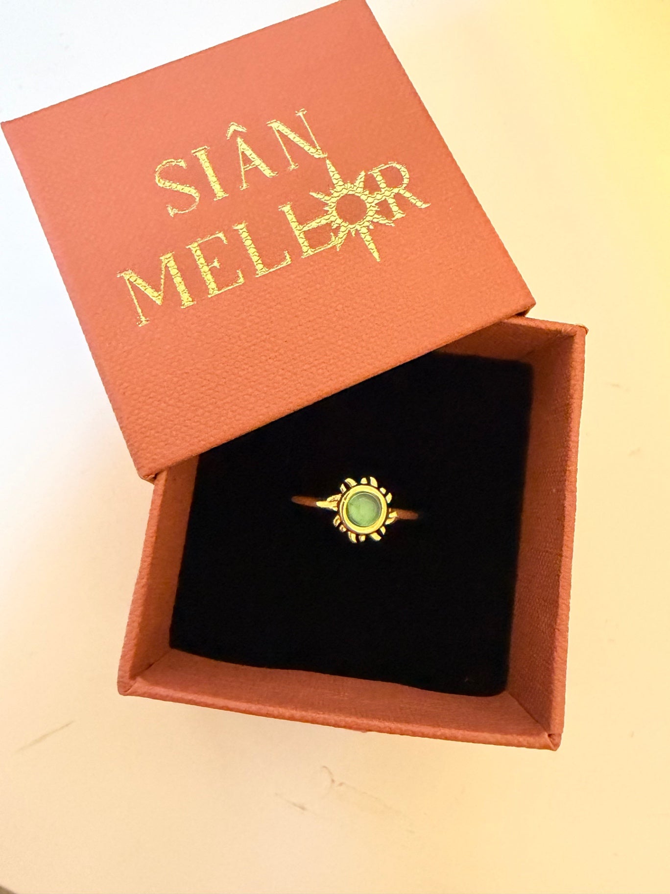 Gold, blue centre sun extendable ring