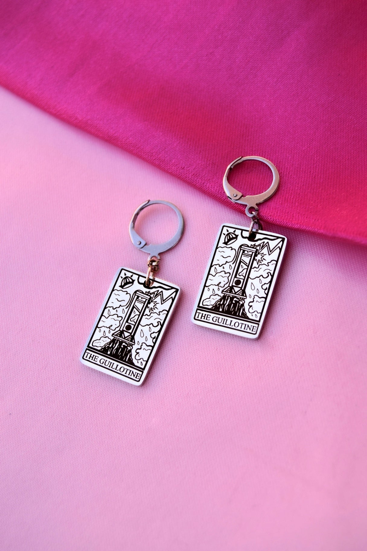 Guillotine tarot huggie hoops