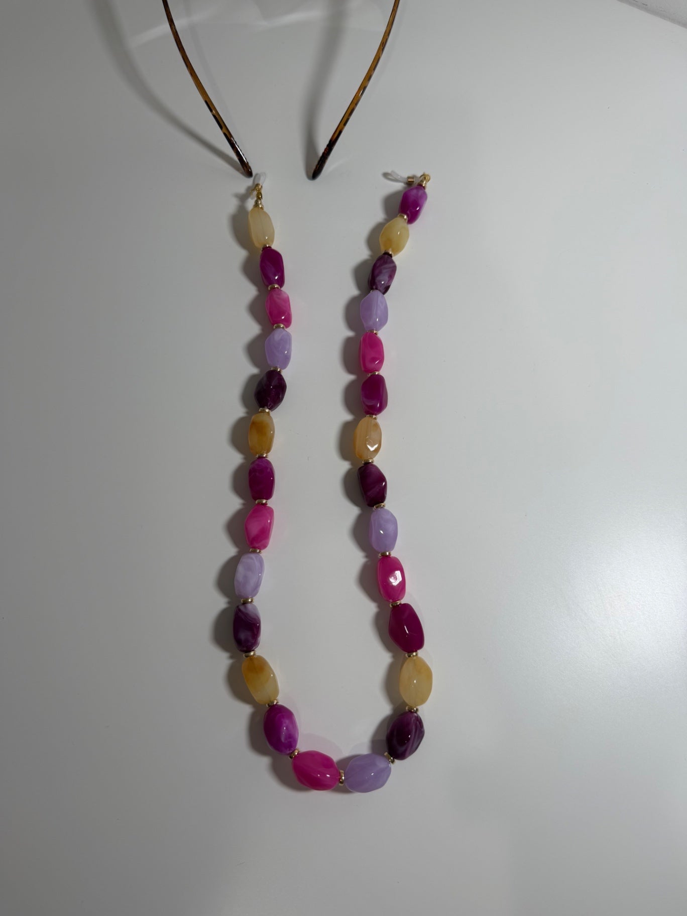 Lavender glow sunglasses strap - gold