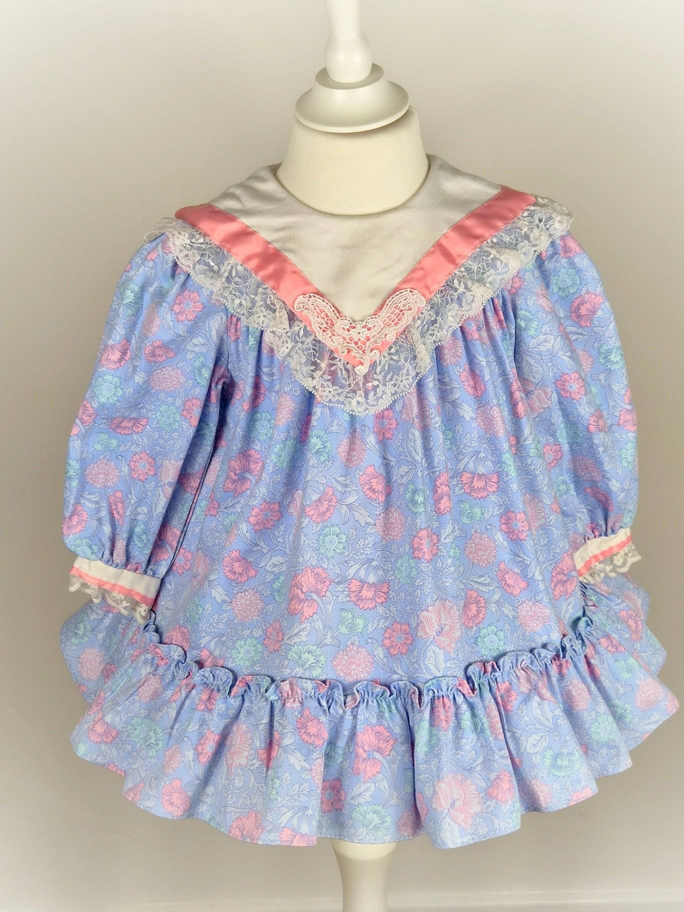 Vintage Polly Flinders