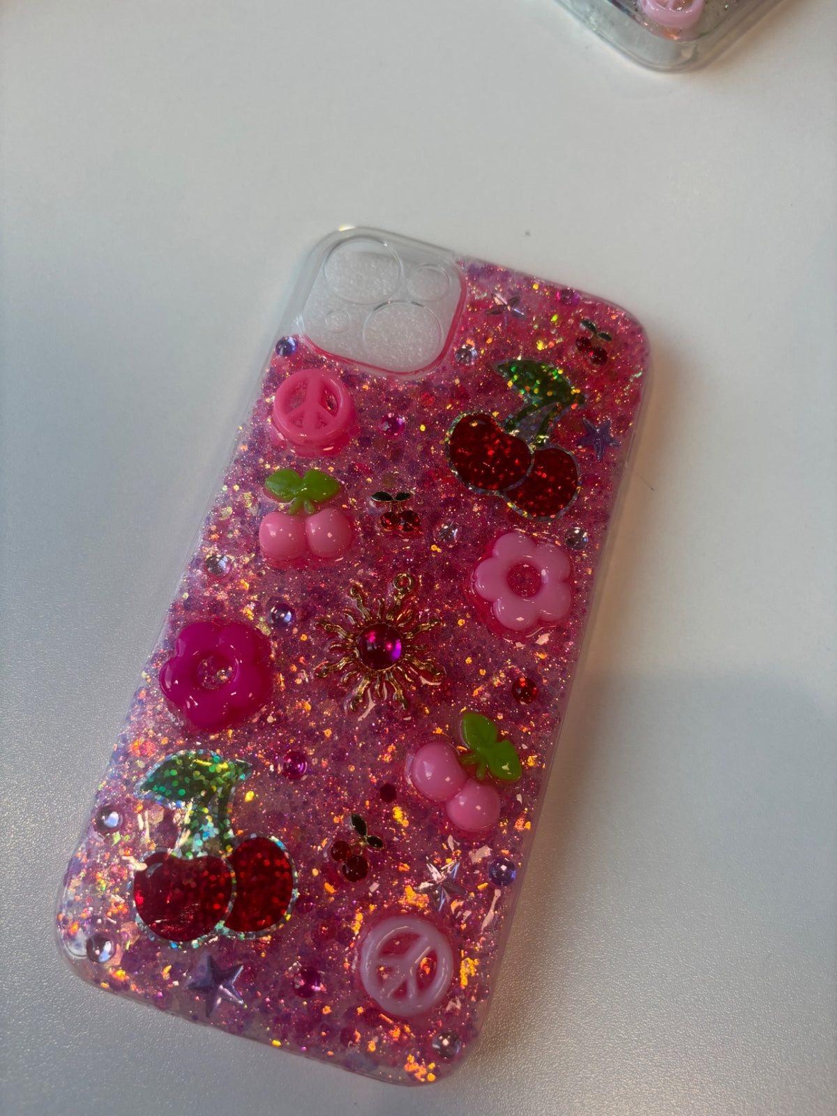 Funky phone case iPhone 14/15 plus