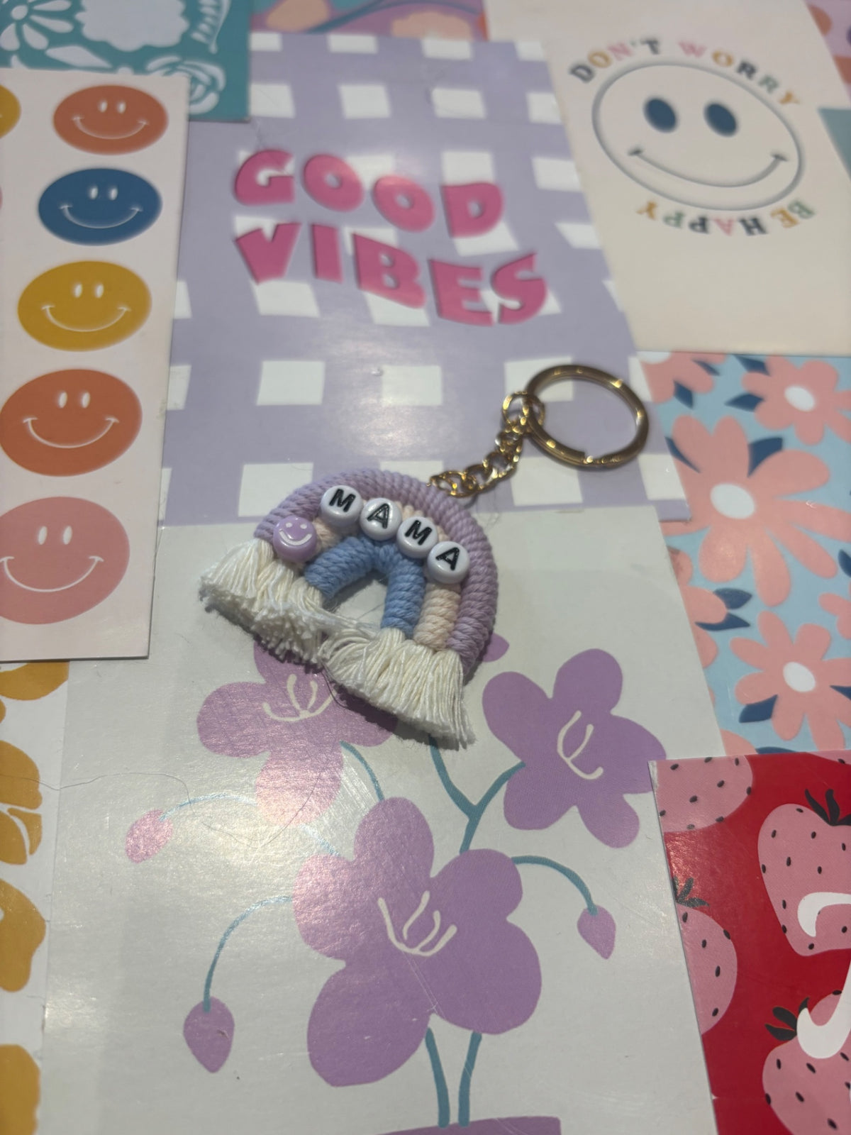 Lilac/blue Mama Rainbow Keyring