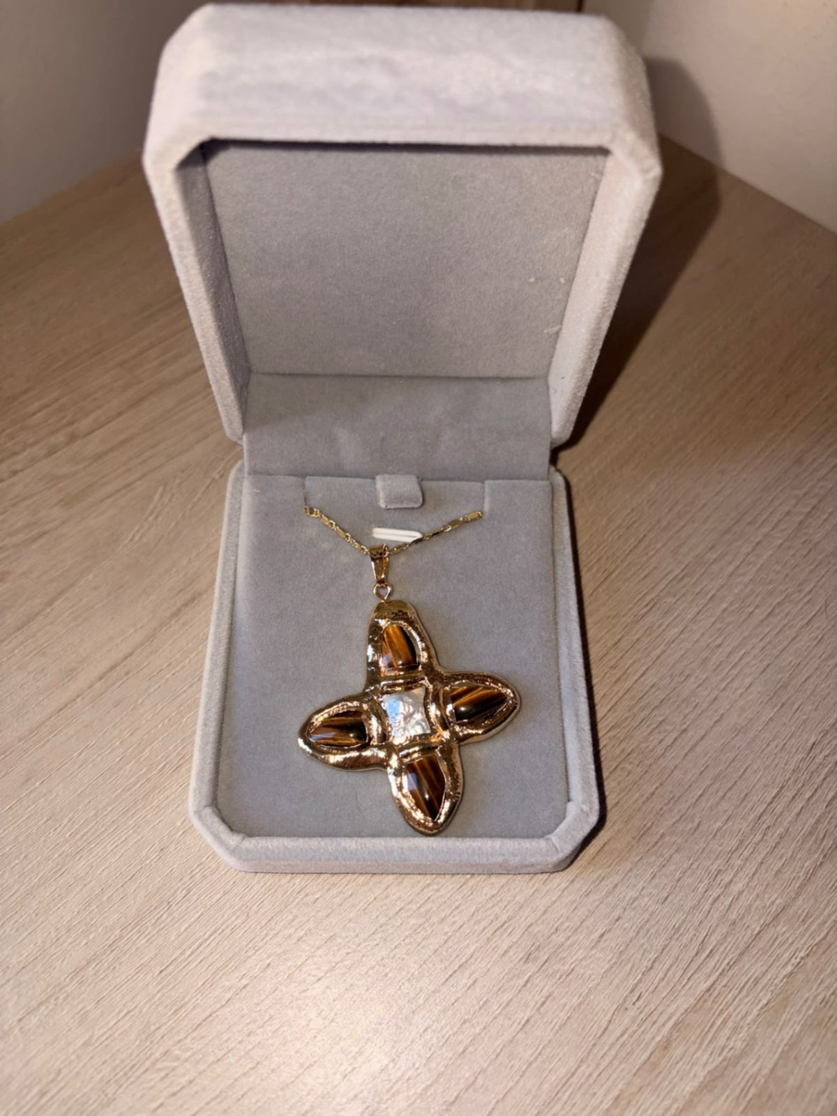 Tigers eye