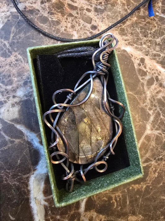 Spectrolite wirewrapped pendant 