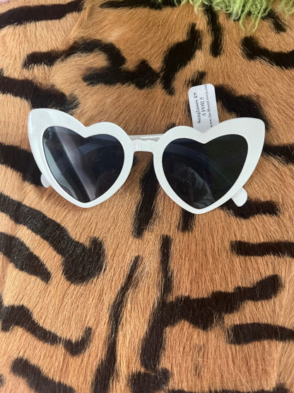 Heart Sunnies White