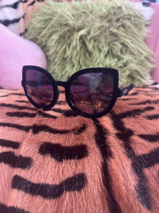 Sunnies black velvet 