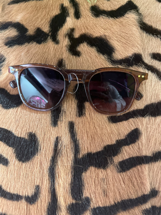 Sunnies Ray Brown
