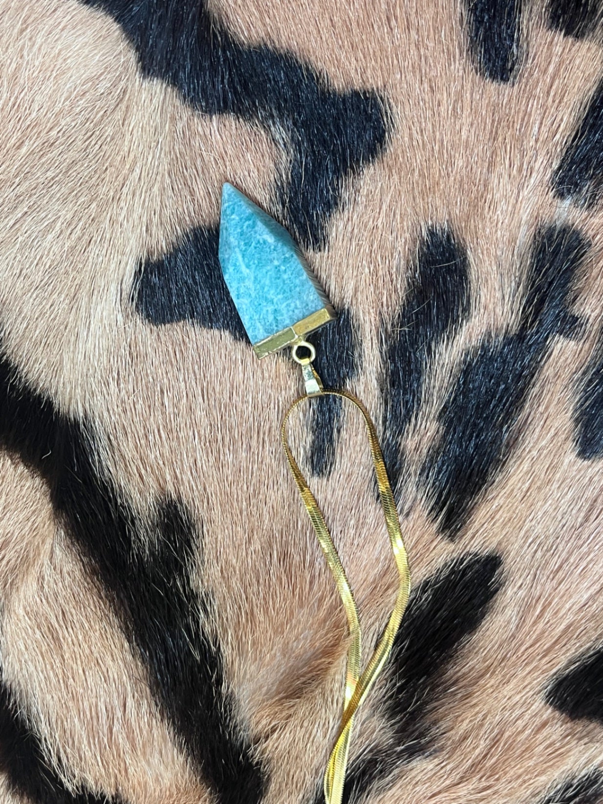 Amzonite point pendant gold necklace 